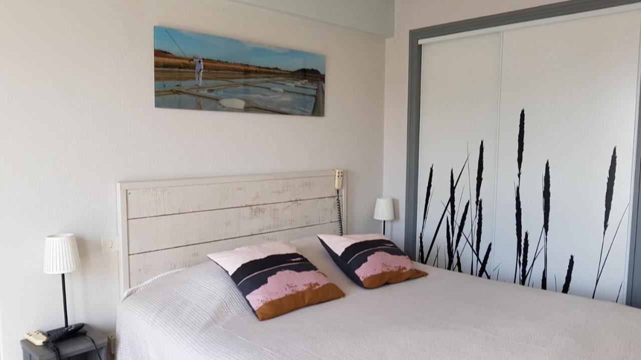 Les Yeux Bleus Bed & Breakfast ノワールムーティエ エクステリア 写真