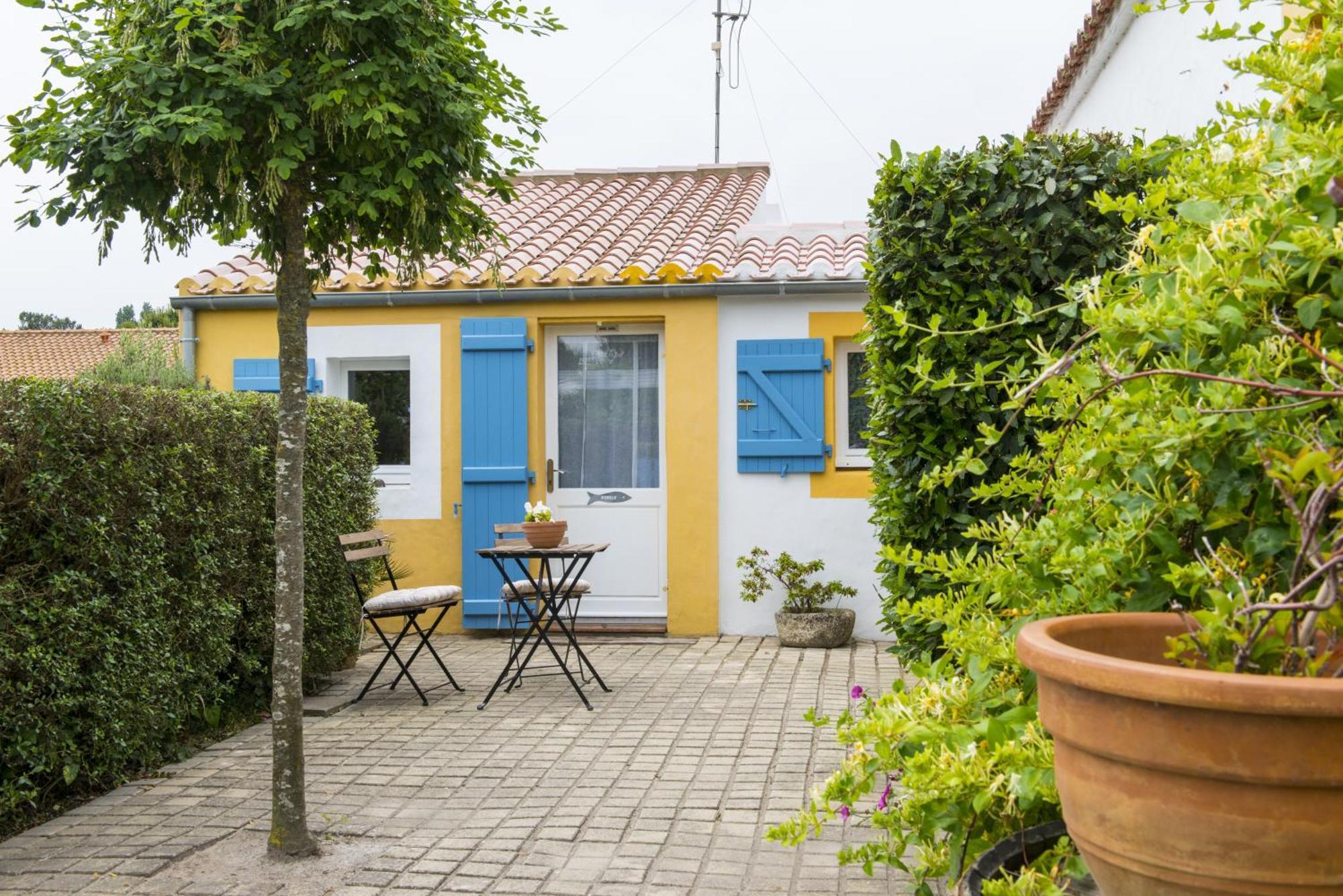 Les Yeux Bleus Bed & Breakfast ノワールムーティエ 部屋 写真