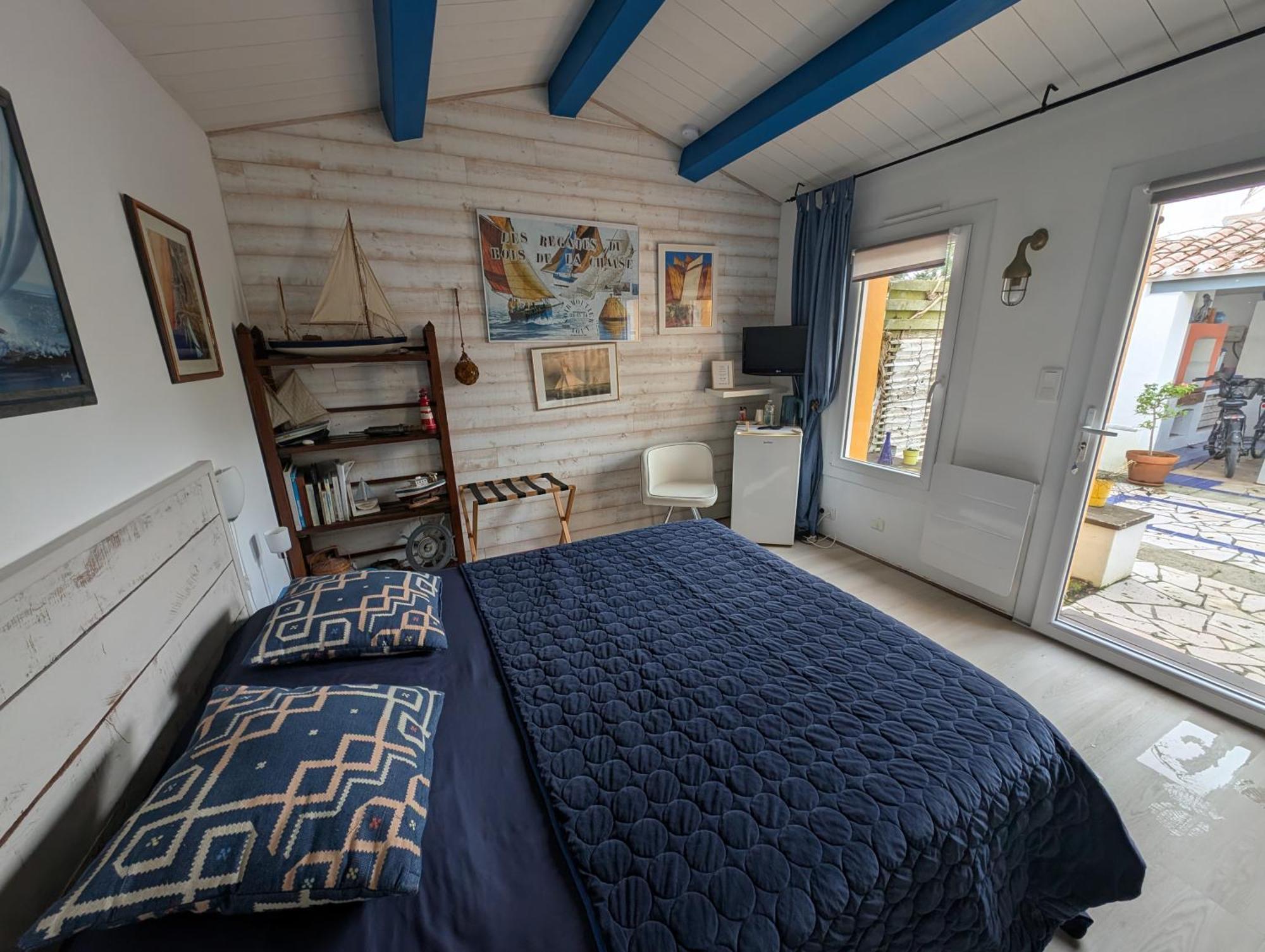 Les Yeux Bleus Bed & Breakfast ノワールムーティエ エクステリア 写真