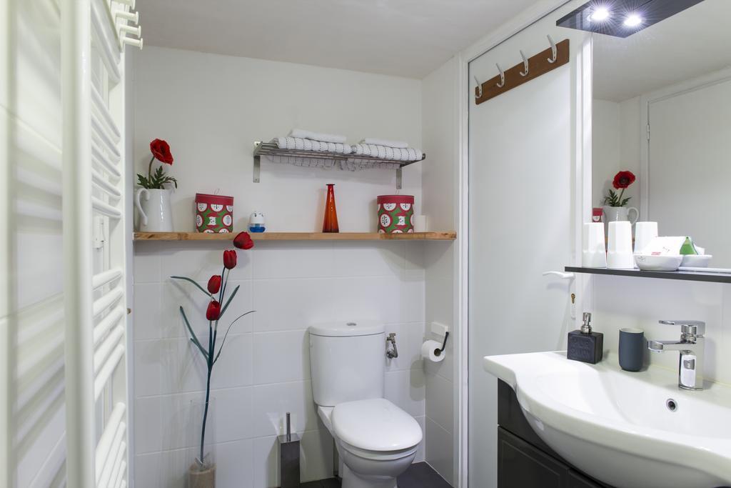 Les Yeux Bleus Bed & Breakfast ノワールムーティエ エクステリア 写真
