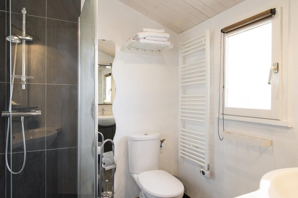 Les Yeux Bleus Bed & Breakfast ノワールムーティエ エクステリア 写真
